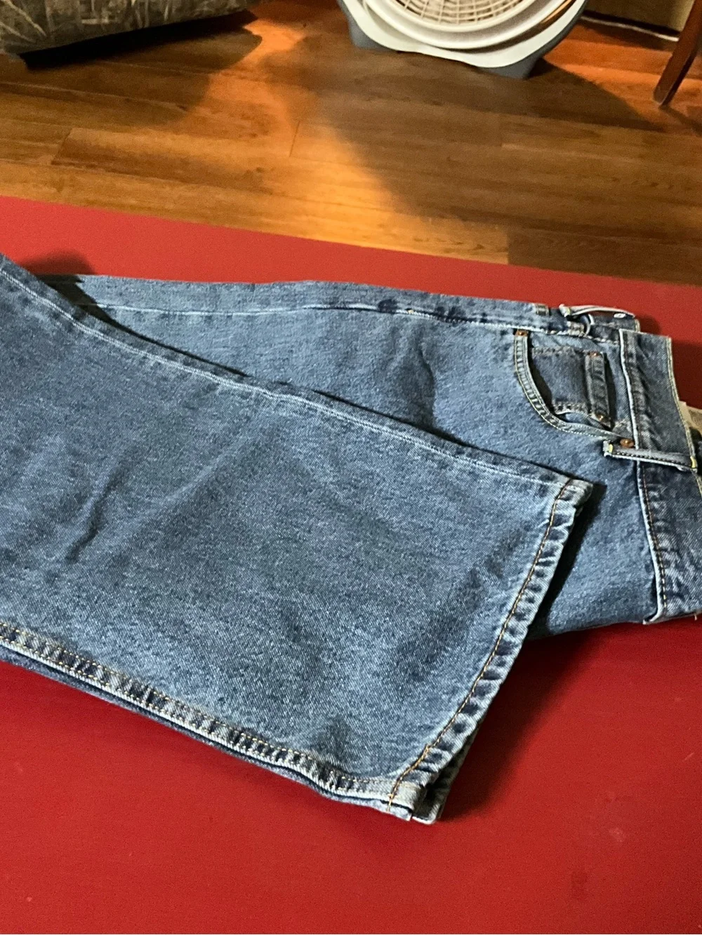 52x30 men’s 550 Levi’s